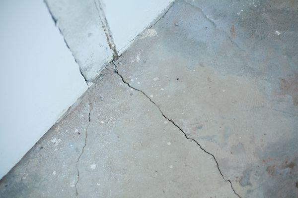 Cost of Garage Crack Repair in Jacksonville